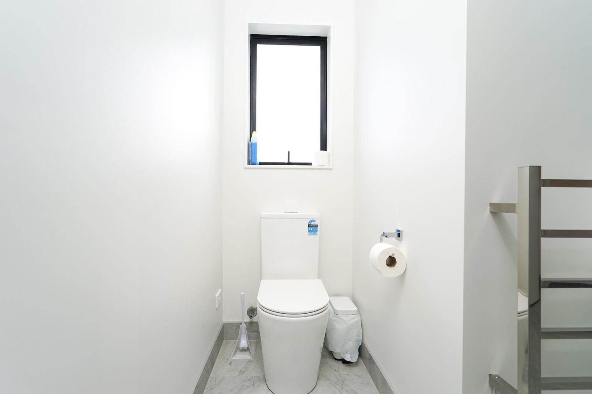 Charming 4Bds House With 3 Bathrooms Brand New 汉密尔顿 外观 照片