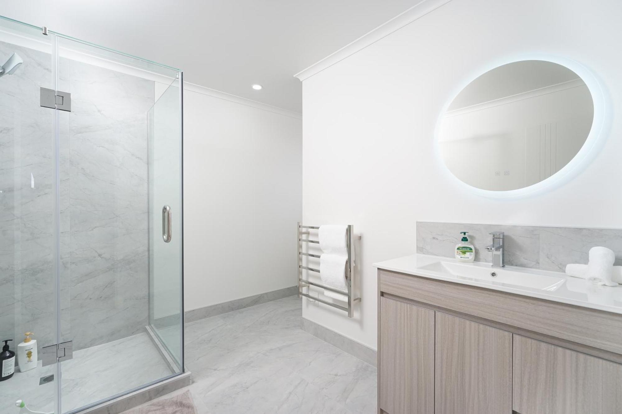 Charming 4Bds House With 3 Bathrooms Brand New 汉密尔顿 外观 照片
