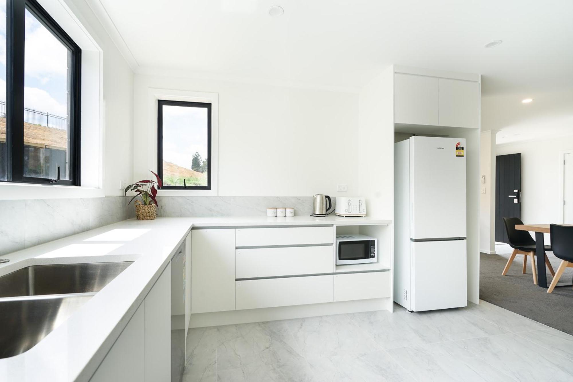 Charming 4Bds House With 3 Bathrooms Brand New 汉密尔顿 外观 照片